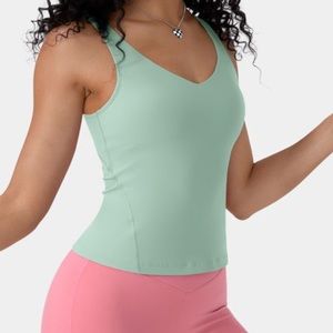 HALARA aqua foam padded u neck tank top